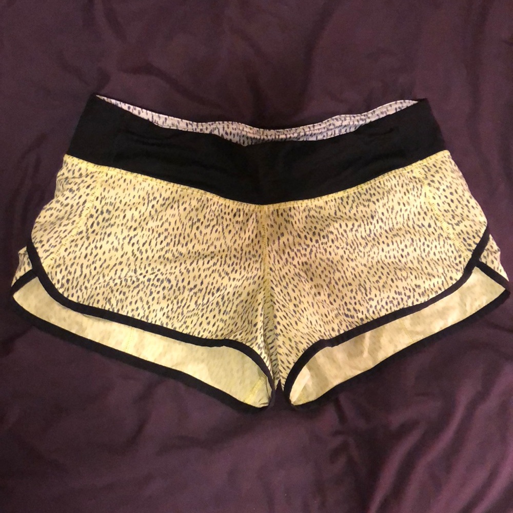 Size 6 lululemon athletica shorts